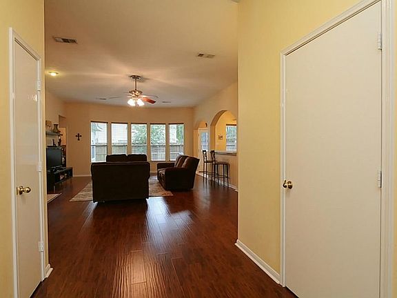 3rd image of 13947 Fairwood Springs Dr