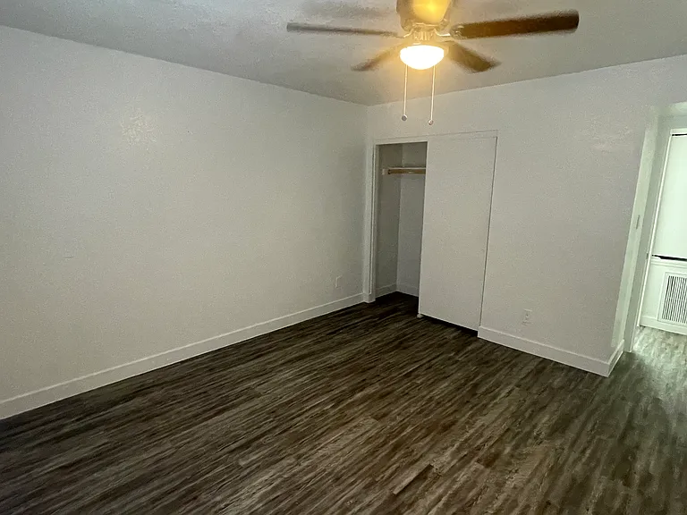 644 N Center St — Photo 7