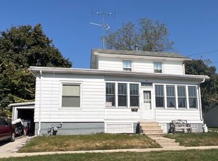 708 Emmet St, Watertown, WI 53094