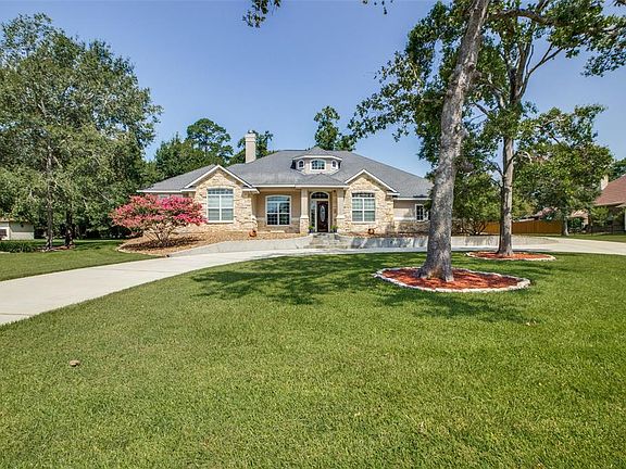 2nd image of 12195 Lake Vista Dr