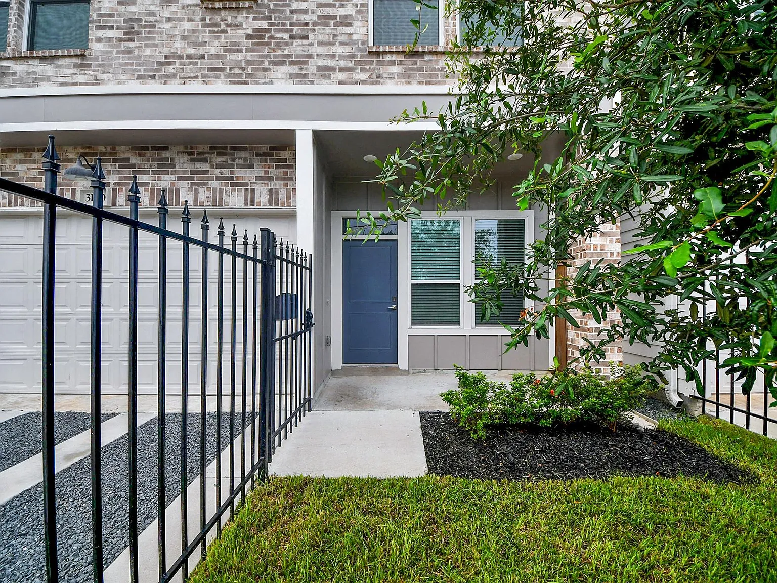 3 bed, 2.5 bath, 1507 sqft, $2,650 — Photo 4