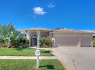 1110 Fox Chapel Dr, Lutz, FL 33549