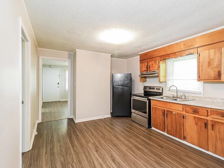 508 Allison St — Photo 6
