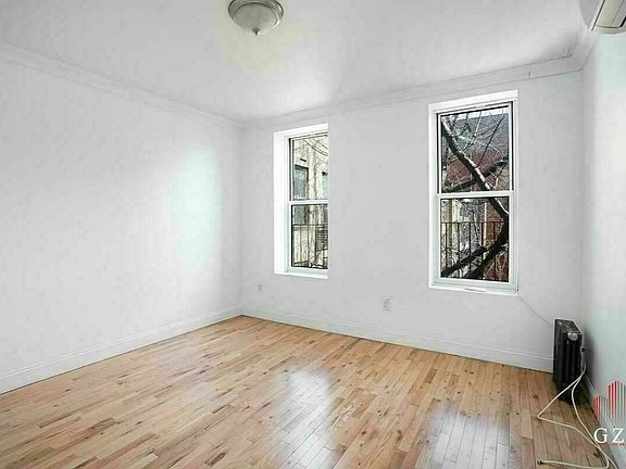 2nd image of 334 E 105th St