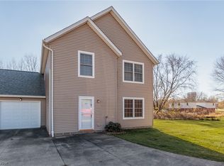4440 Lovers Ln, Ravenna, OH 44266