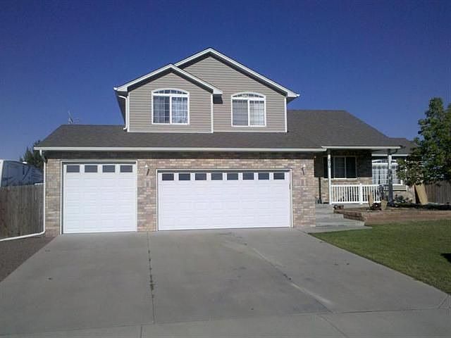 2nd image of 670 N 15th Ave