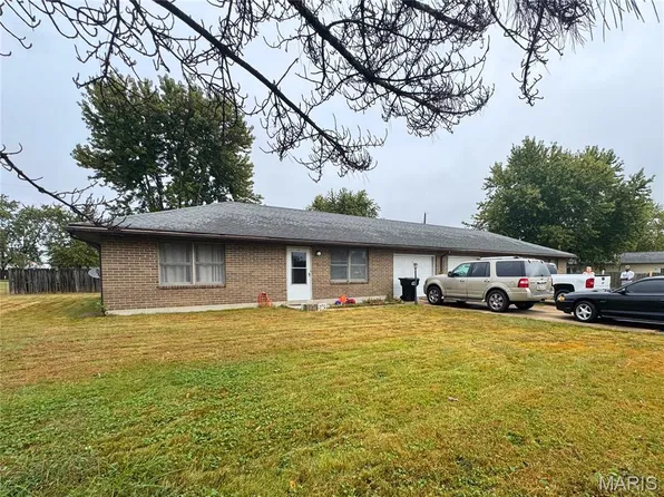 1503 W Springfield St, Saint James, MO 65559