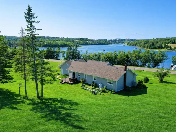 1608 Rattenbury Rd, Grenville Parish, PE C0B 1M0