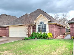 1204 Jeannie Lane Ct, Muskogee, OK 74403