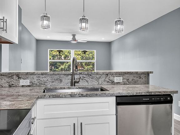 5th image of 3236 Coral Ridge Dr #3236