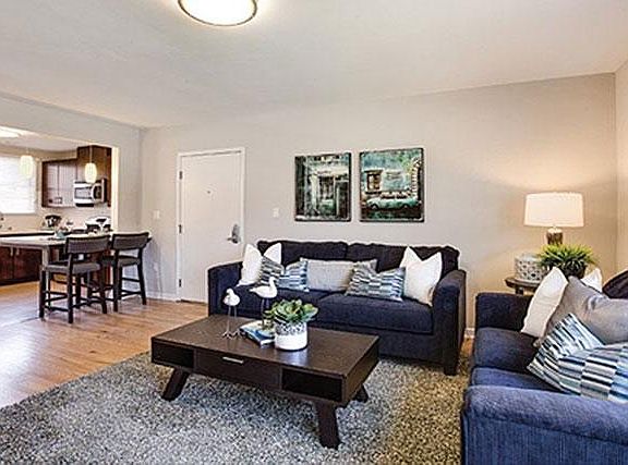 2nd image of 1725 Penmar Ave APT 2