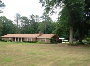 139 Hunter Ln, Hartford, AL 36344
