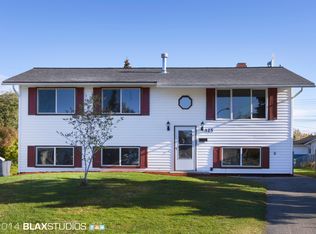 325 Dewey Cir, Anchorage, AK 99508