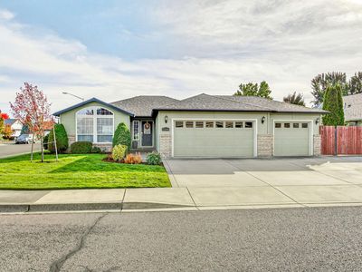 2598 Saint James Way, Central Pt, OR, 97502