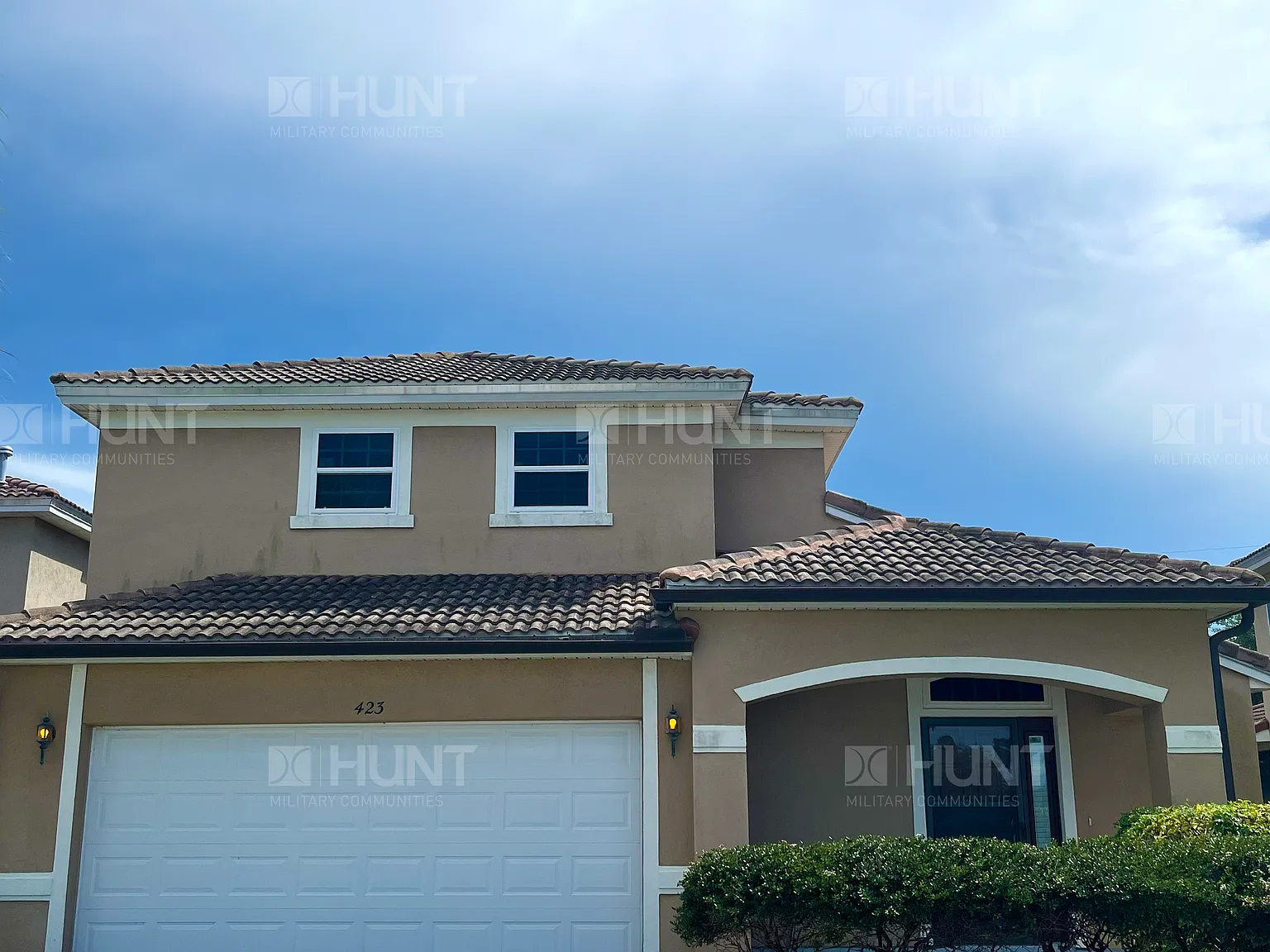 3 bed, 2.5 bath, 1812 sqft, $2,991 — Photo 2