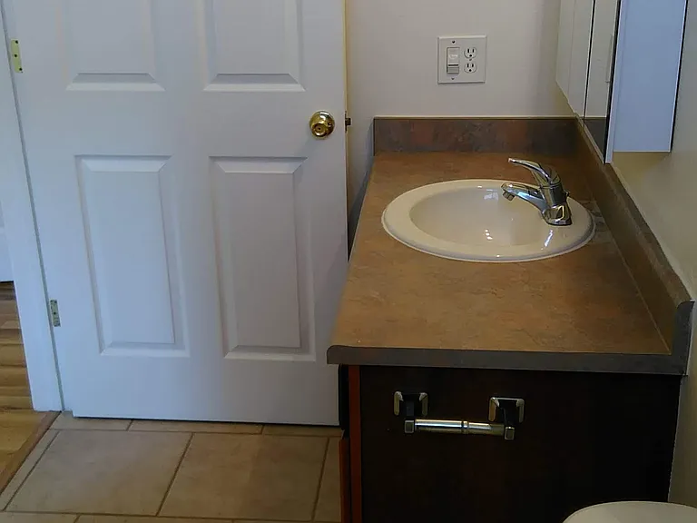 2146 Blossom Ave — Photo 12