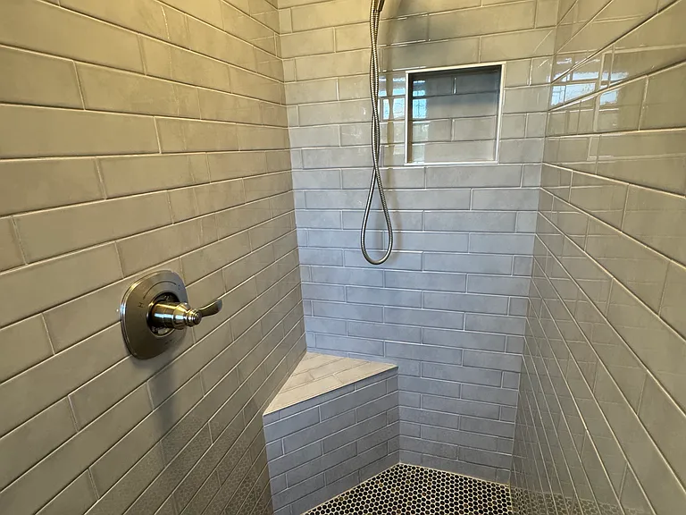 7000 Bonnafair Dr — Photo 18