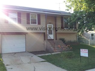 318 Hale Ave, Romeoville, IL 60446