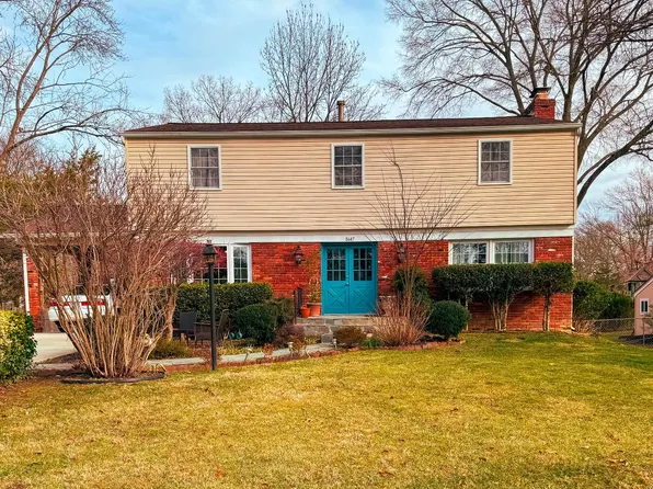 8647 Braddock Ave, Alexandria, VA 22309