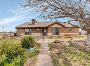 157 County Road 1695, Sunset, TX 76270