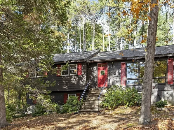 12 Belmont Dr, Chelmsford, MA 01824