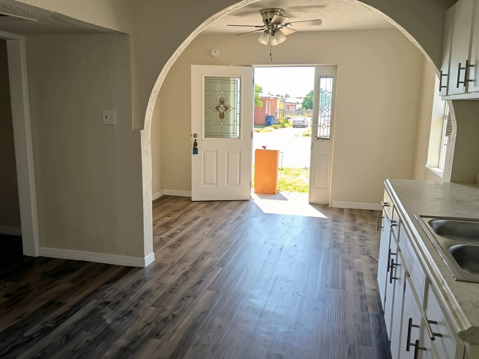 2 bed, 601 sqft, $975 — Photo 3