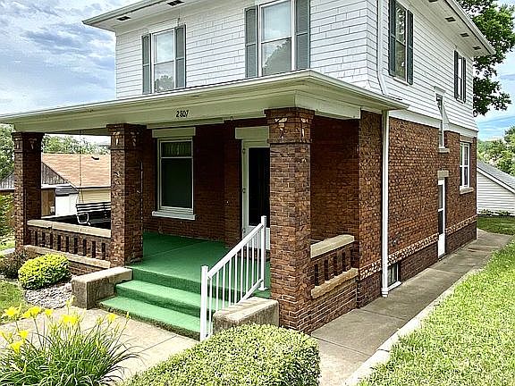 3rd image of 2807 Jennings St