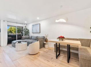 2857 N Los Felices Rd UNIT 203, Palm Springs, CA 92262