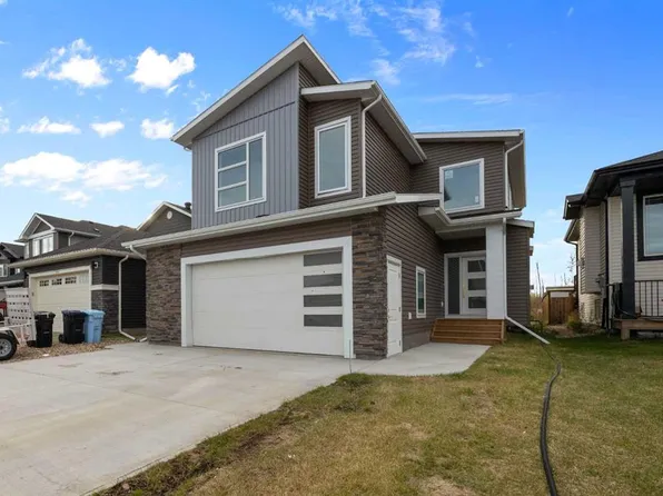 284 NE Fireweed Cres, Fort McMurray, AB T9K 0J5