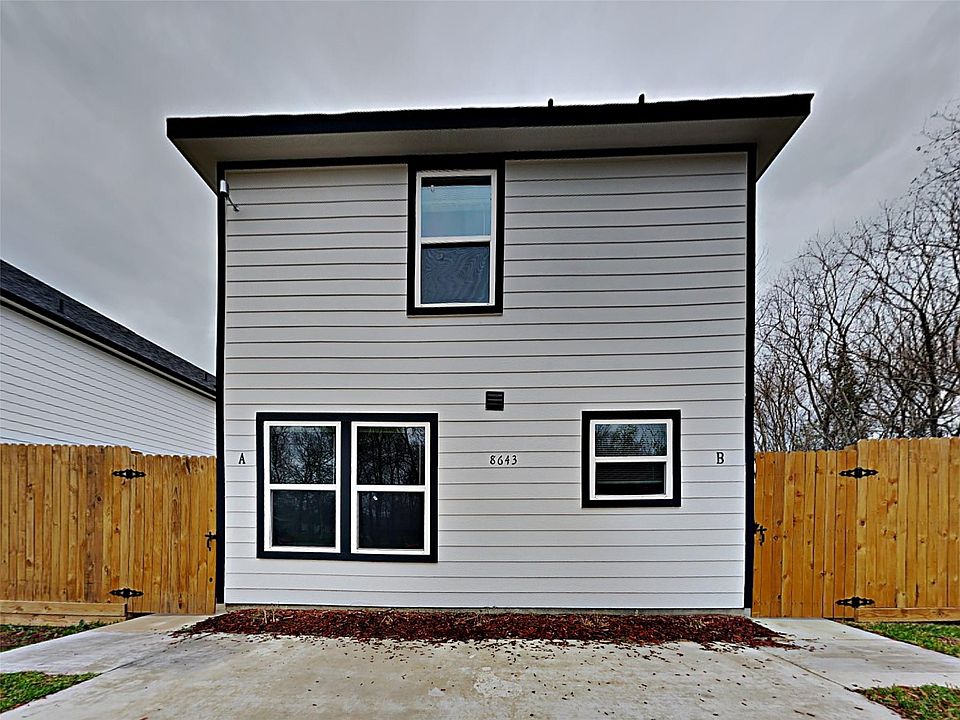 1st image of 8639 Sunderland Rd