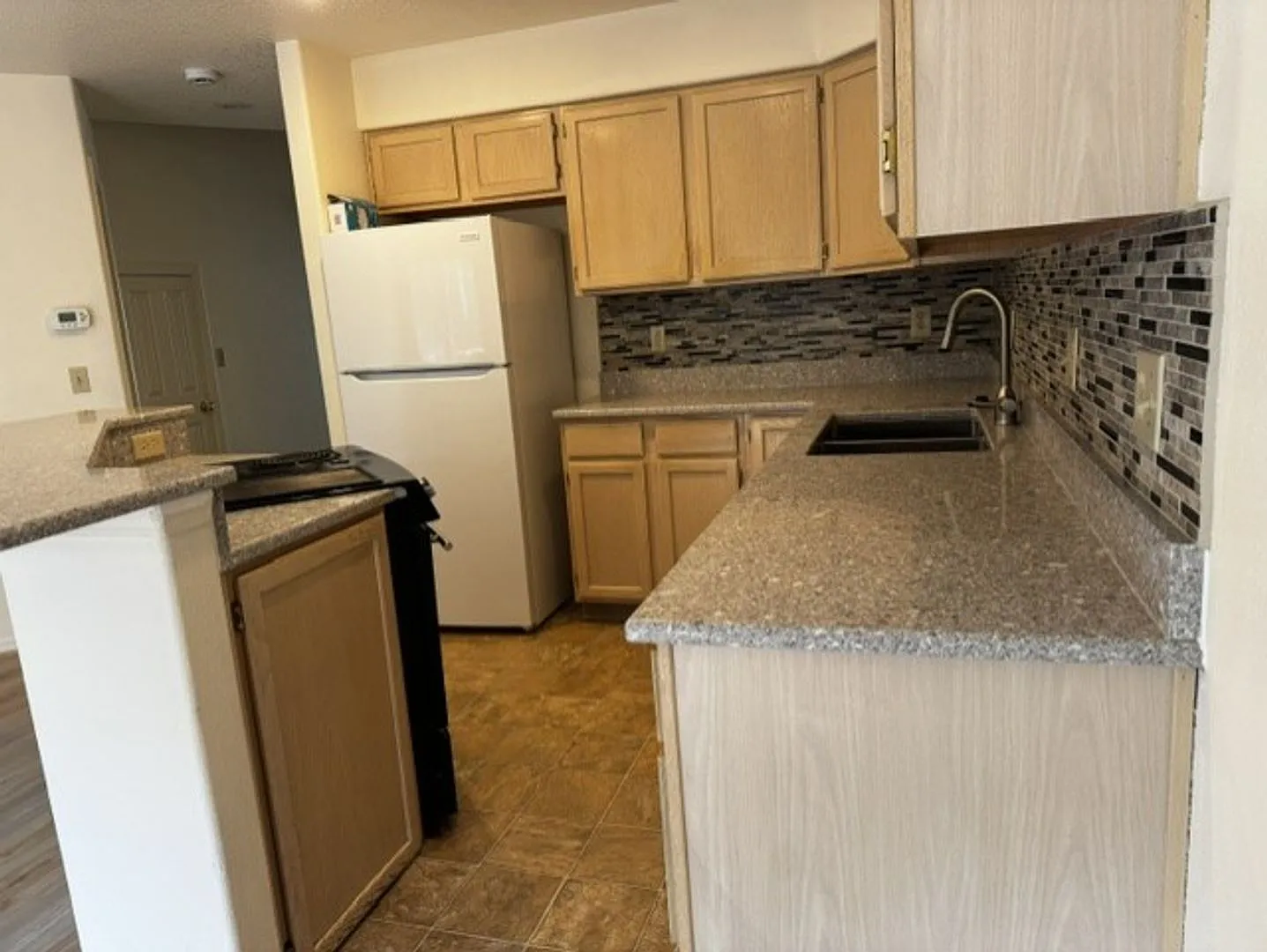 SW Bend Townhome — Photo 3