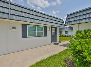 301 Kings Blvd APT 130, Sun City Center, FL 33573