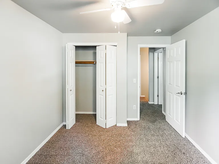 22335 Glenview Ct SE — Photo 17