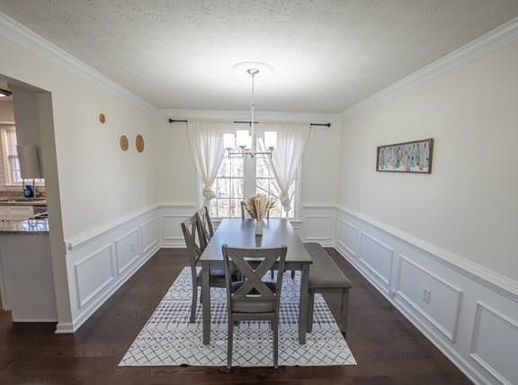 2nd image of 4065 Spinnaker Dr