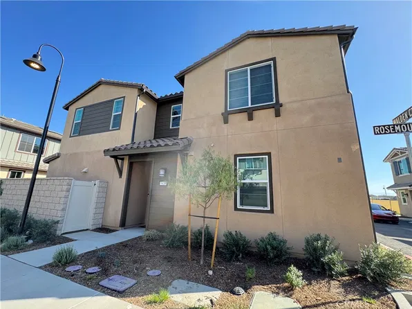 5826 Walden Ct, Corona, CA 92880