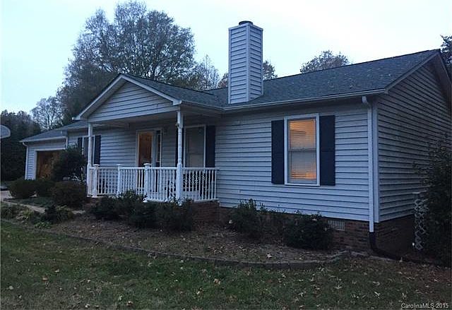 2nd image of 215 Dovewood Ln