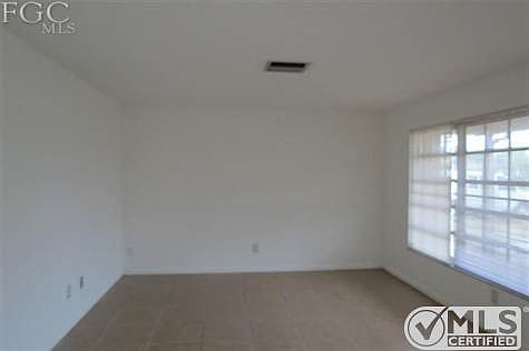4th image of 2130 SE 16th St