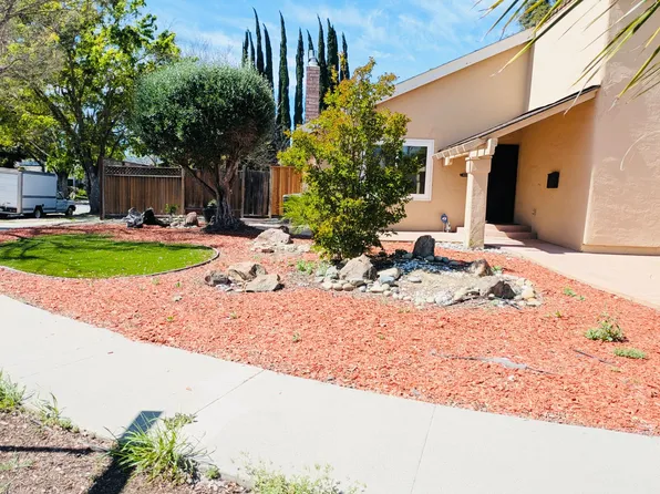 313 Oakberry Way, San Jose, CA 95123