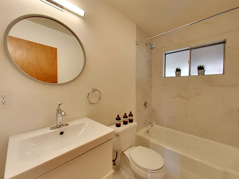 Dorado Apartments, Llc — Photo 8