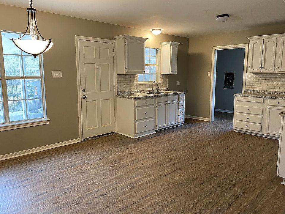 1st image of 15325 Pisces Ave