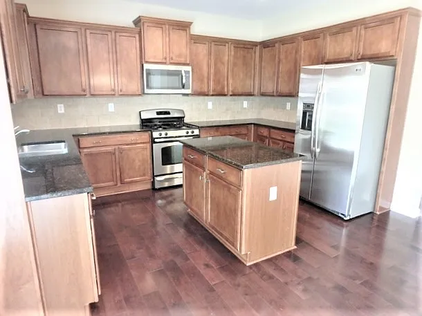 4700 Capefield Dr — Photo 2