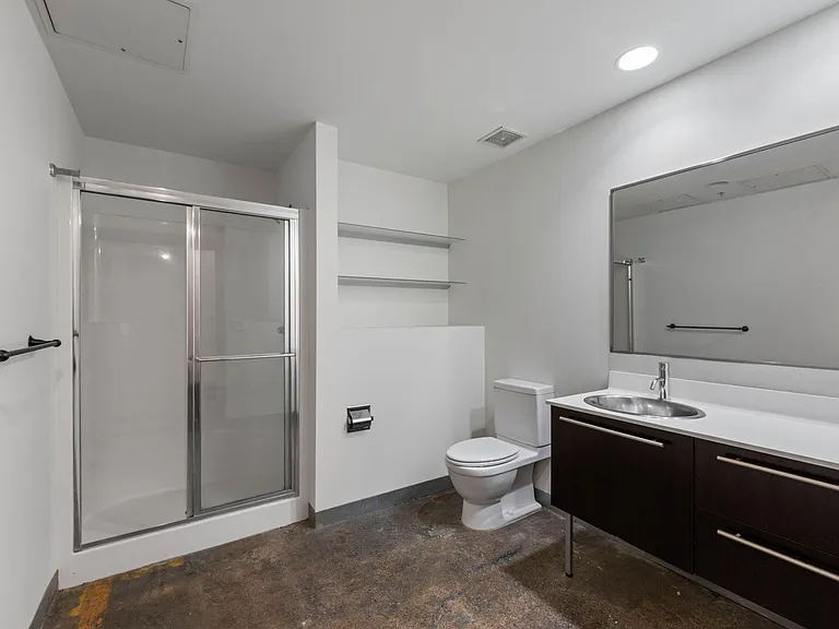 700 Washington Ave N #208 — Photo 14