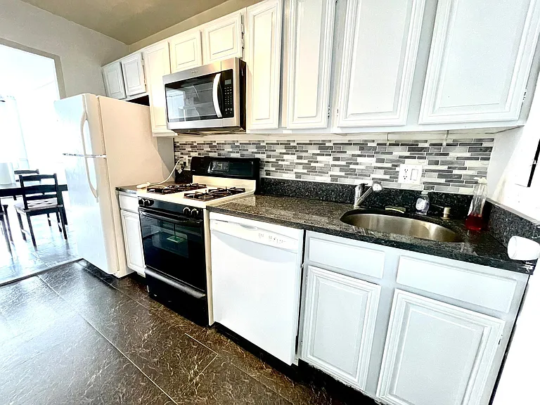 5406 Connecticut Ave NW #705 — Photo 4