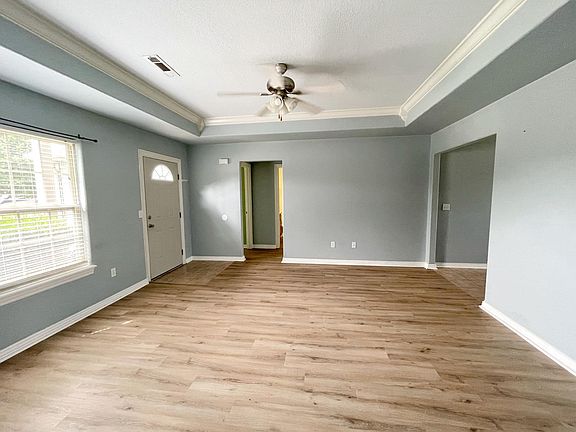 Entryway / Living Room