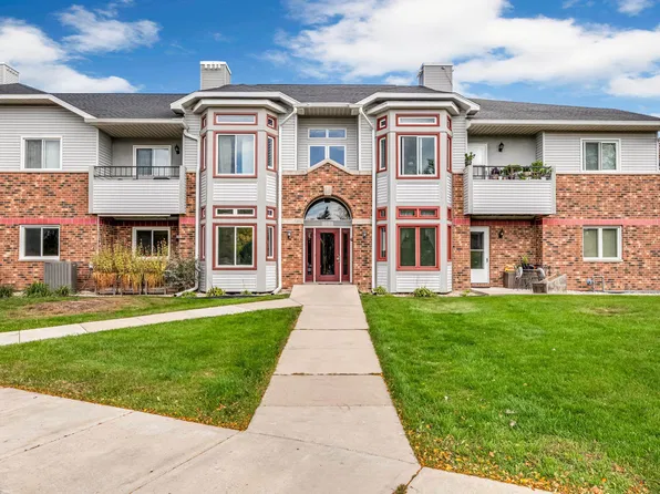 2127 Luann Ln APT 6, Madison, WI 53713