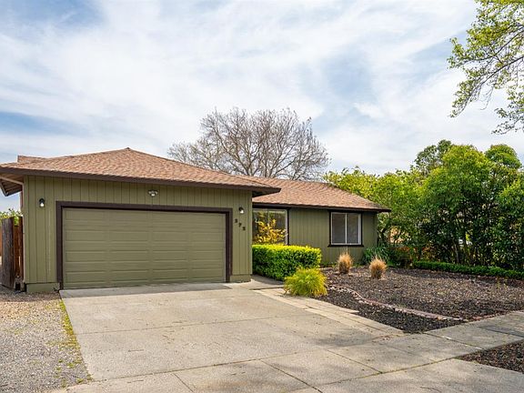 4th image of 272 Carina Drive