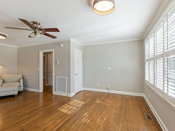 5th image of 5626 Kendall Dr