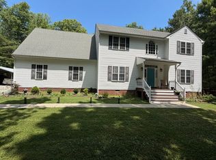 2281 Genito West Ct, Moseley, VA 23120