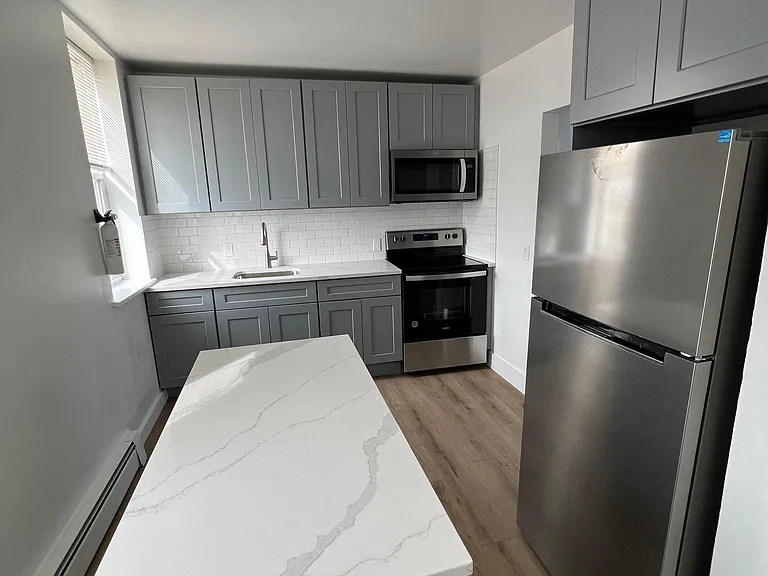 211 Paterson Ave #8 — Photo 1