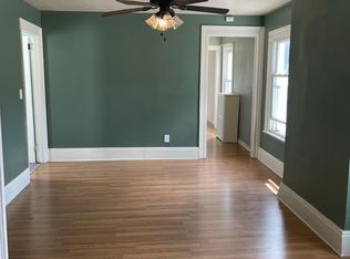 392 4th Ave #2, Troy, NY 12182